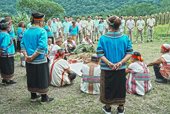 In Unison — A Natural Symphony of People and the Land
